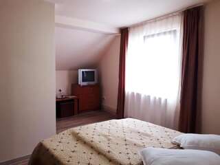 Гостевой дом Casa Krista Бран Номер с кроватью размера «king-size»-9